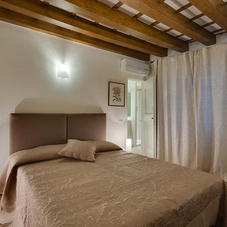 Apartments Florence - Vigna Nuova Alberti Cameră foto